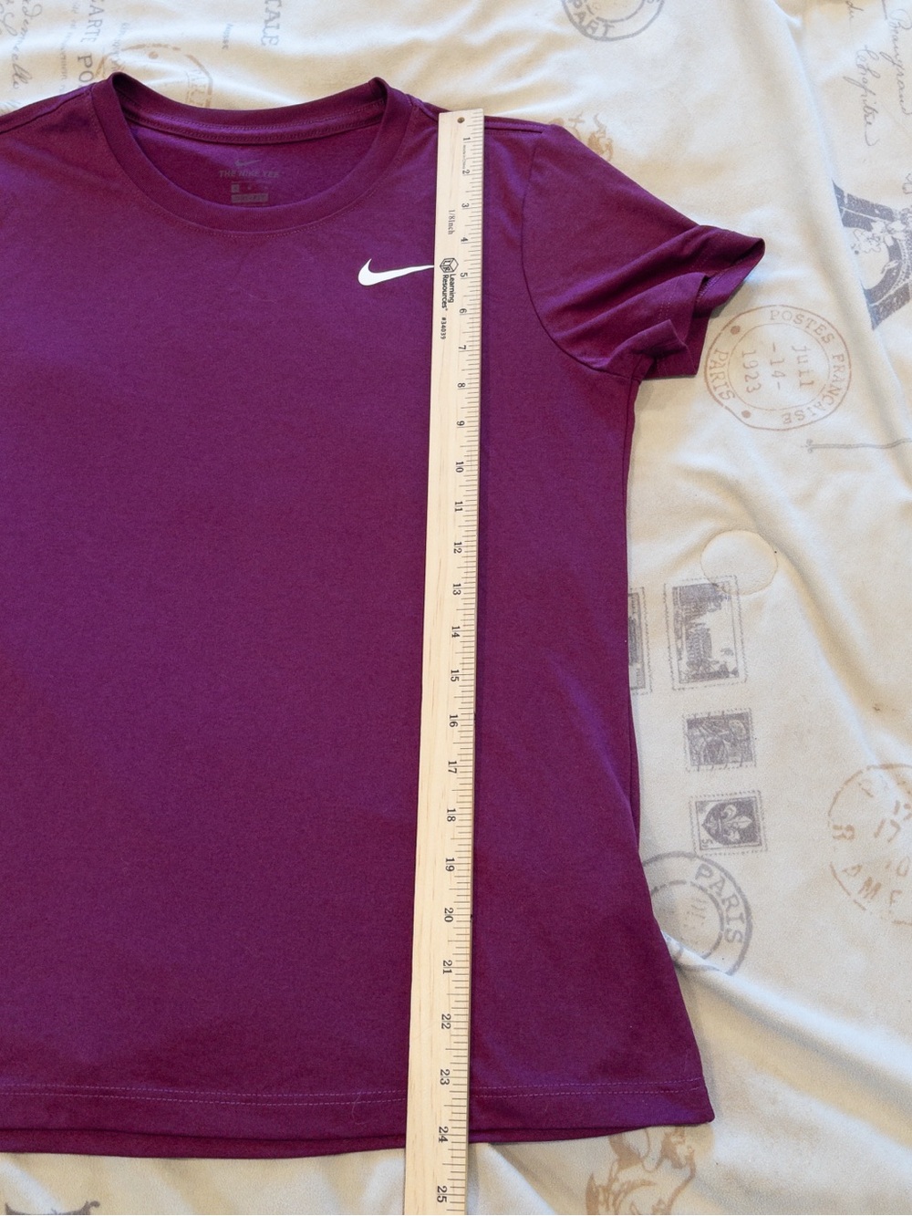 Nike Dri-Fit The Nike Tee Plum Maroon Swoosh Logo Medium - Picture 8 of 9